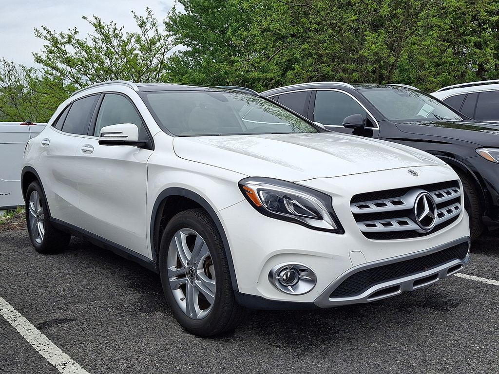 2019 Mercedes-Benz GLA GLA250 4MATIC's photo