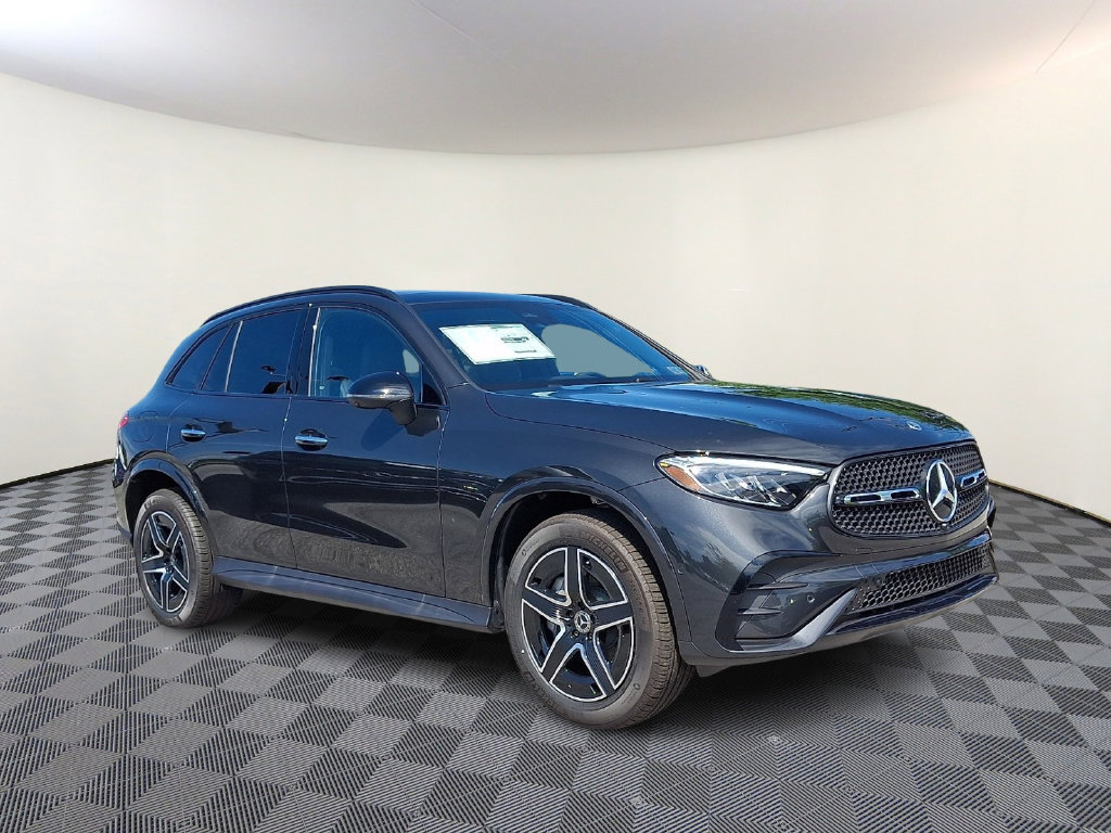 2026 Mercedes-Benz GLC Base