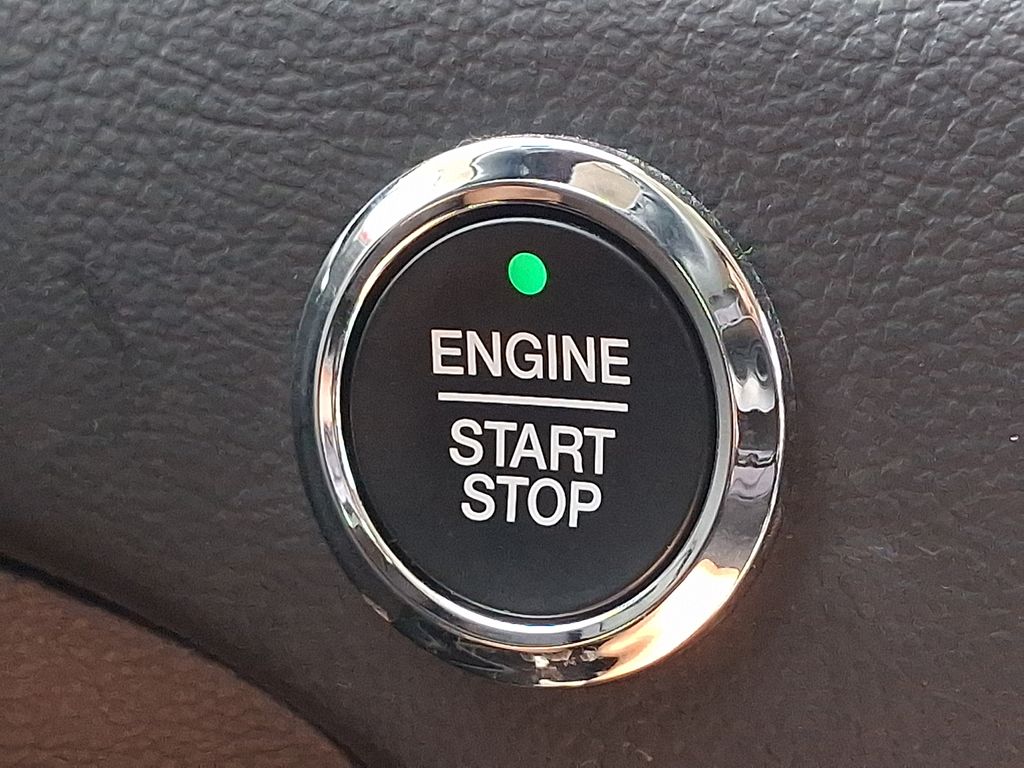 2024 Ford Edge SEL - Photo 21