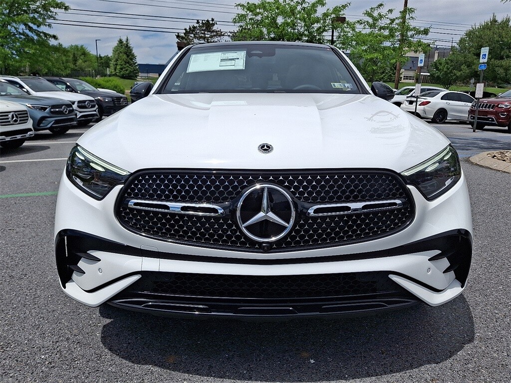 2025 Mercedes Benz GLC 300 Coupe 4MATIC photo 4