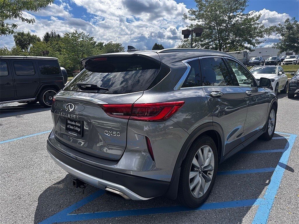 2020 Infiniti QX50 Luxe photo 3