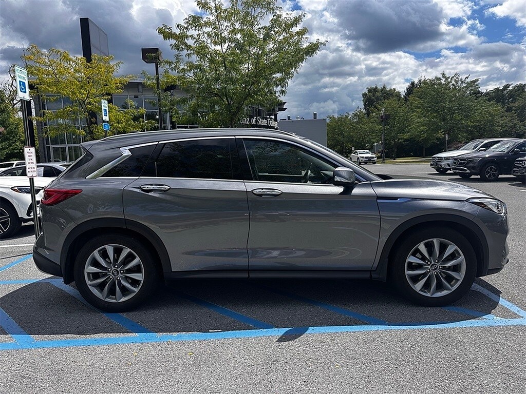 2020 Infiniti QX50 Luxe photo 2