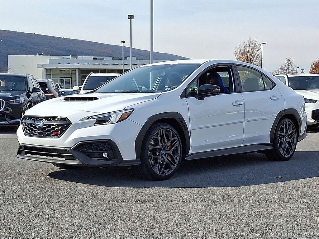 2025 Subaru WRX tS - Photo 6