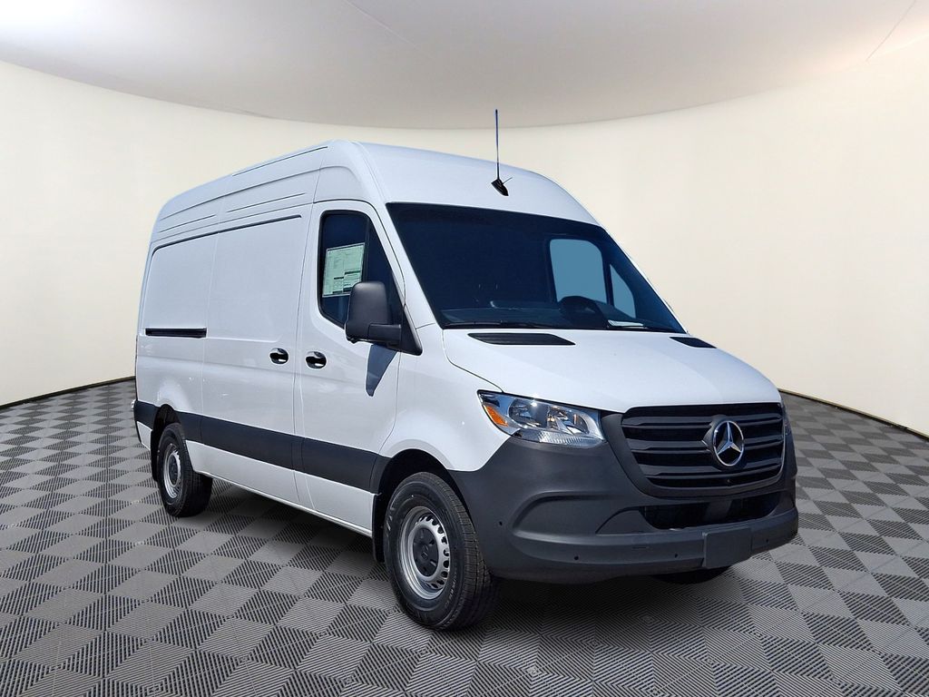 2026 Mercedes-Benz Sprinter 2500 144 WB's photo