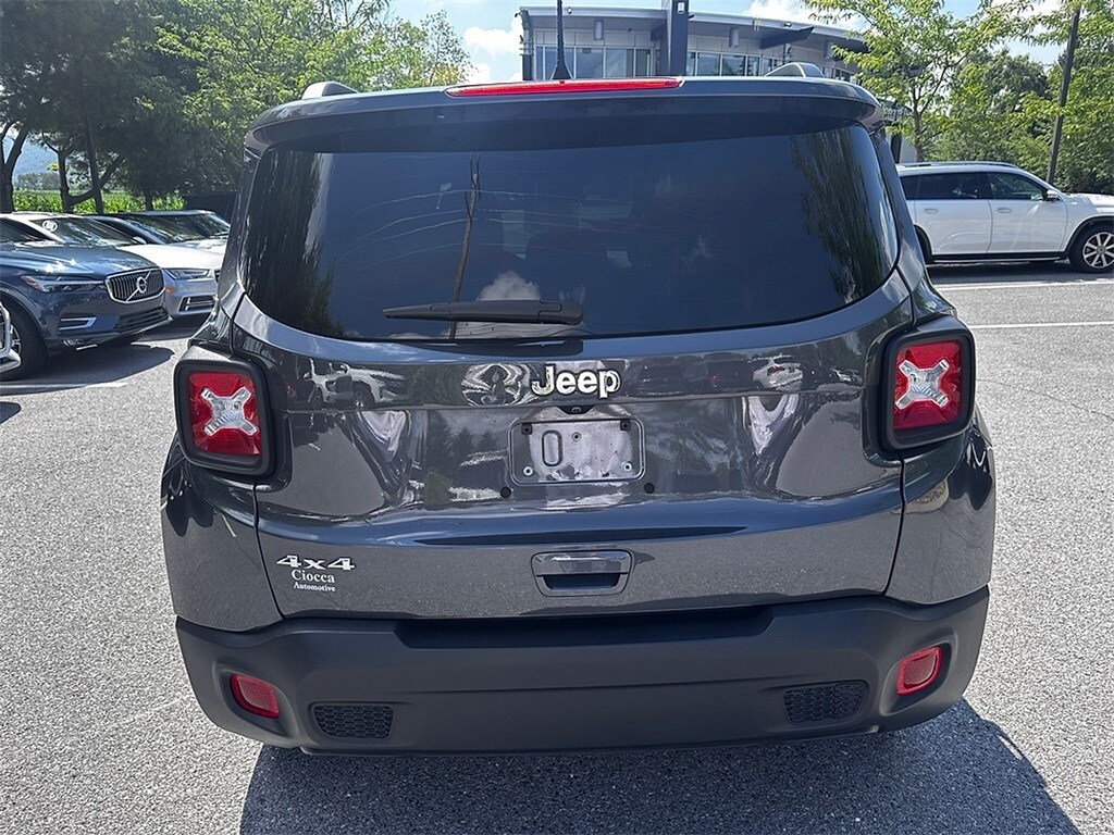 2023 Jeep Renegade Latitude Upland photo 4