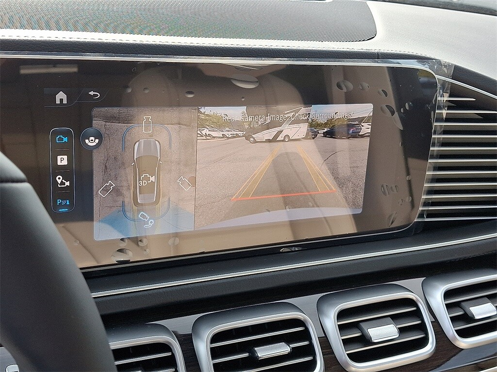 2026 Mercedes Benz GLE 450 4MATIC photo 4