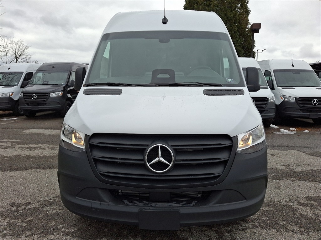 New 2025 Mercedes-Benz Sprinter 2500 Standard Roof 4-Cyl Diesel HO Van Cargo Van