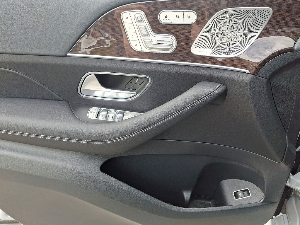 2026 Mercedes-Benz GLE GLE450 - Photo 14