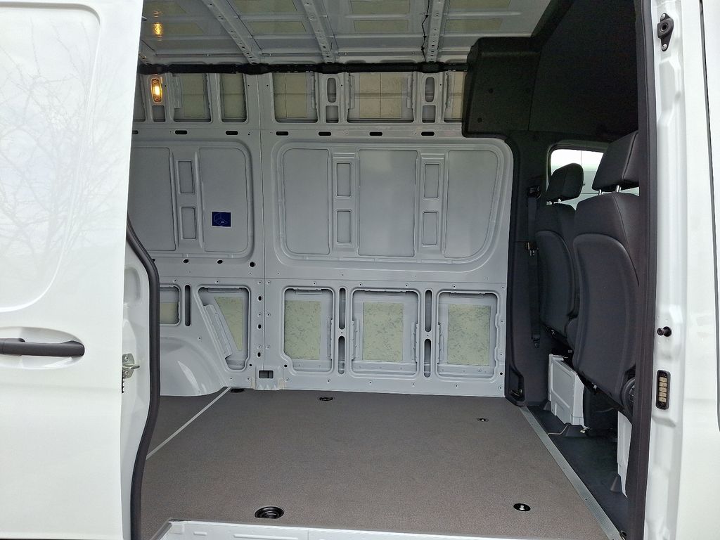 2025 Mercedes-Benz Sprinter Cargo Van Base - Photo 10