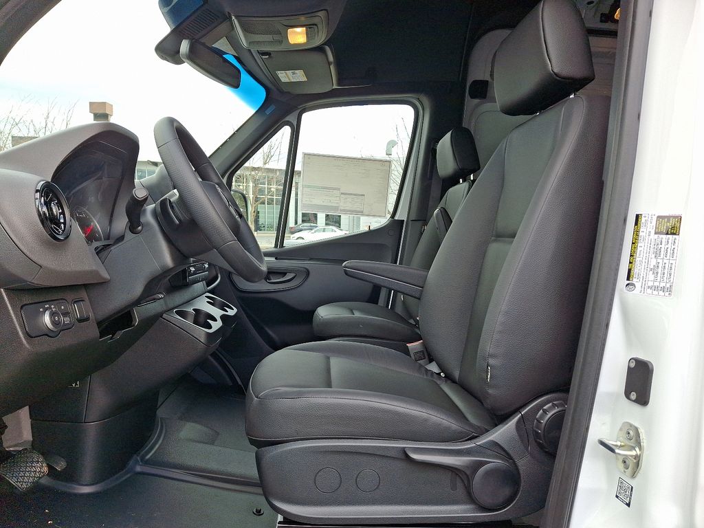 2025 Mercedes-Benz Sprinter Cargo Van Base - Photo 13