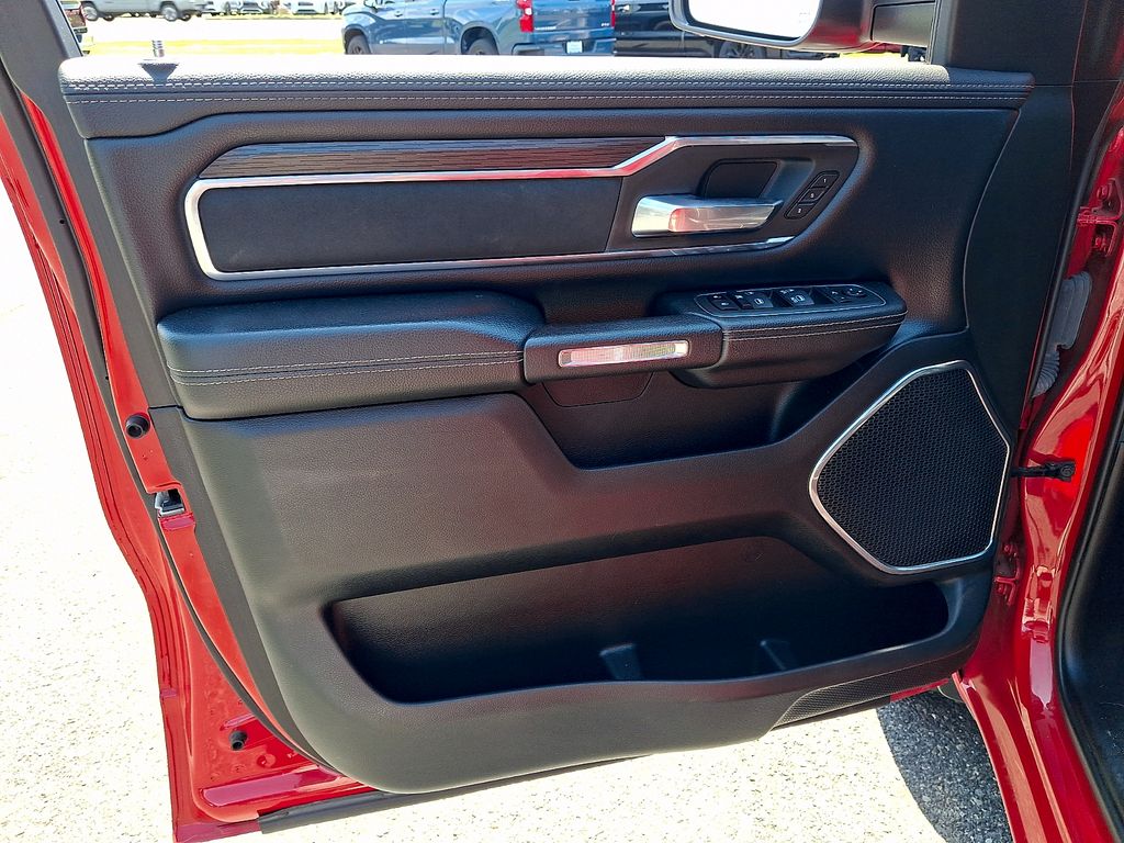 2024 RAM Ram 1500 Pickup Laramie - Photo 13
