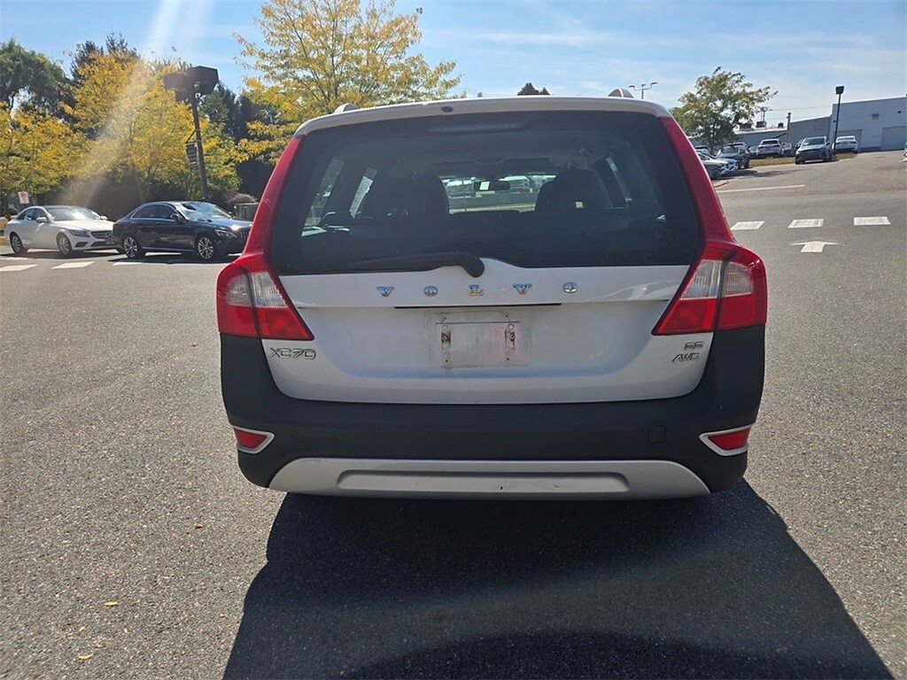 2010 Volvo XC70 3.2 photo 4