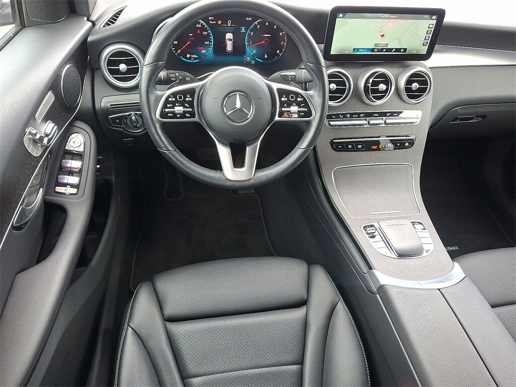 2022 Mercedes Benz GLC 300 4MATIC photo 2