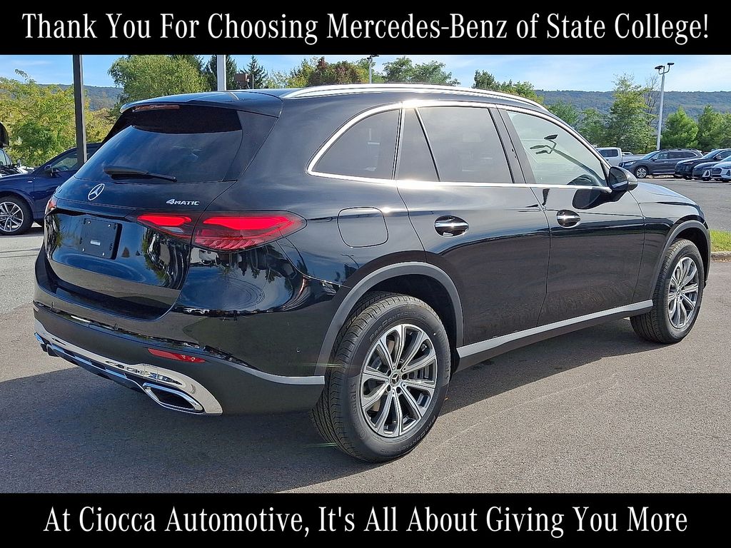 2026 Mercedes-Benz GLC Base - Photo 9