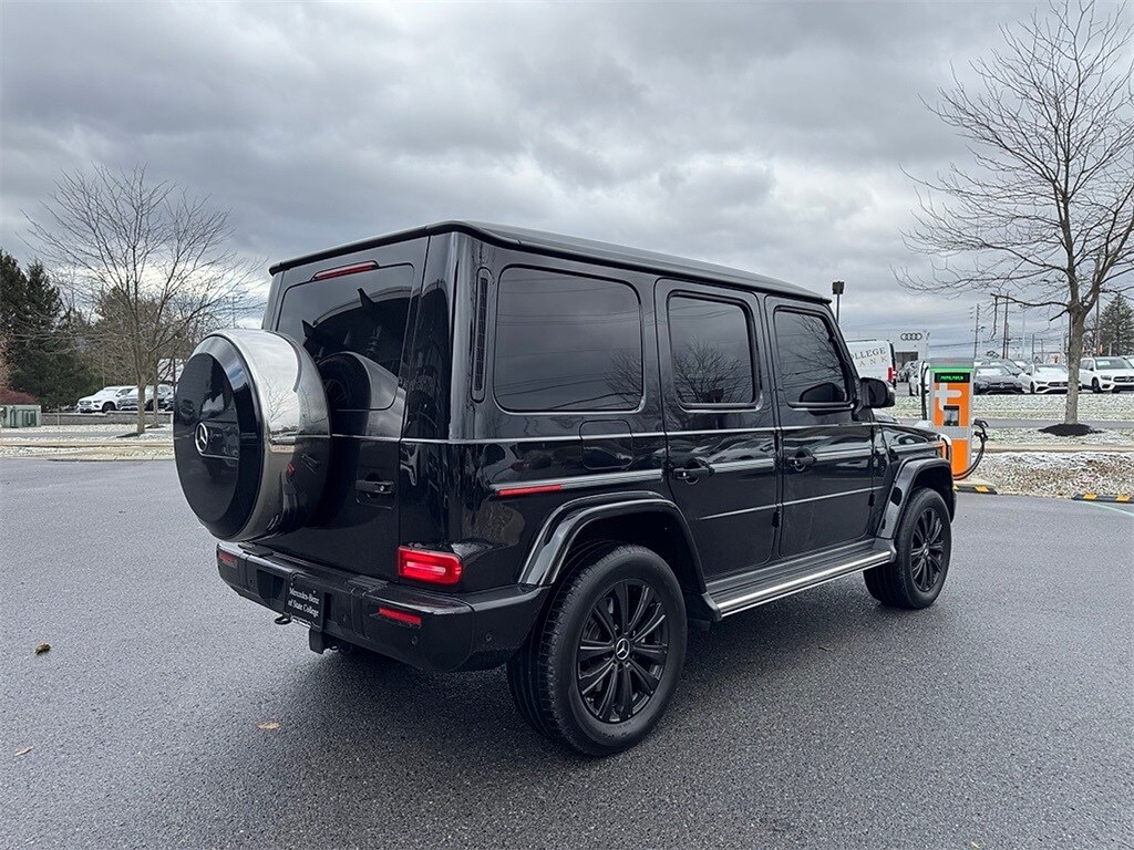 2025 Mercedes Benz G 550 photo 3