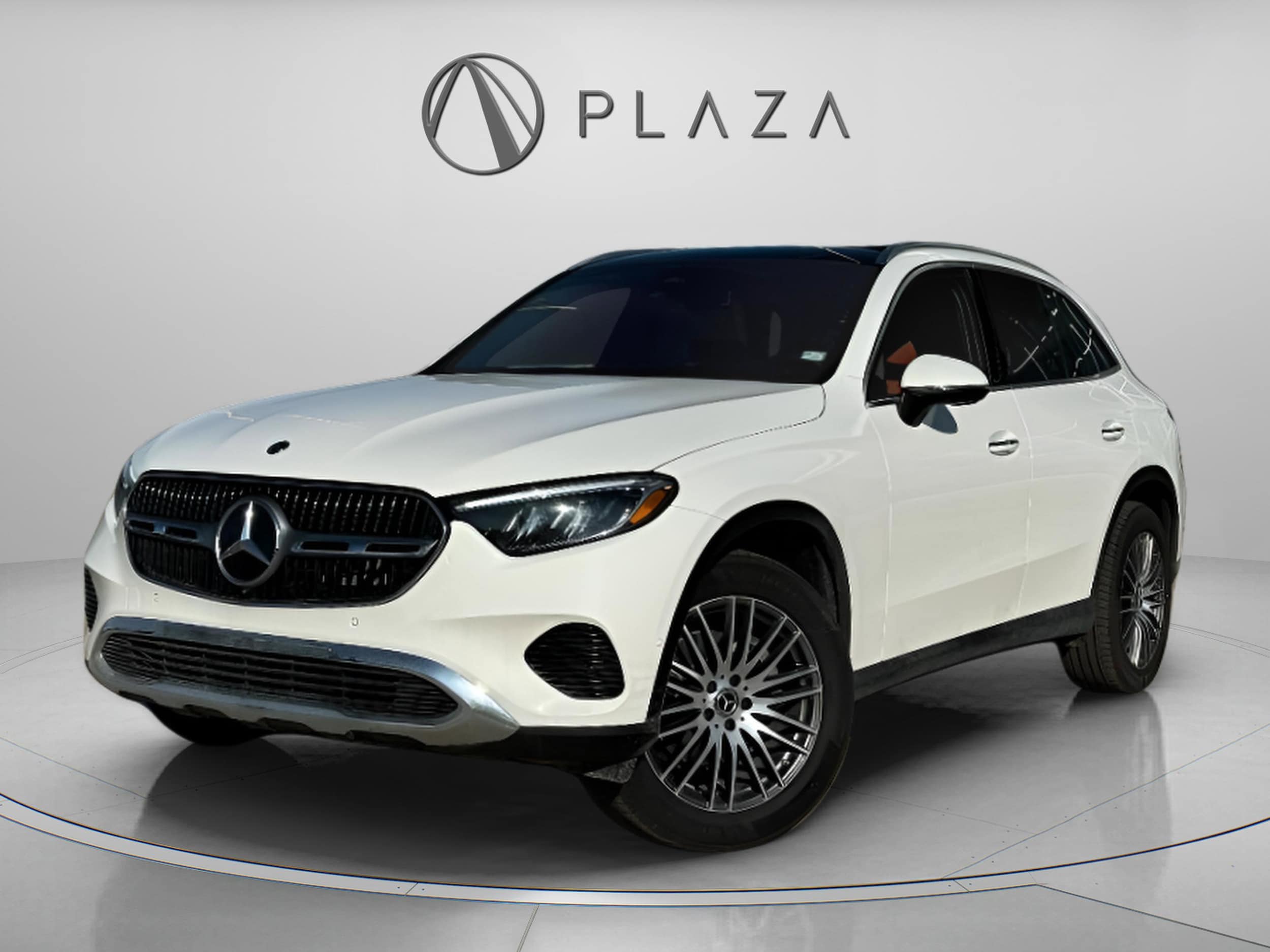 2026 Mercedes-Benz GLC Base's photo
