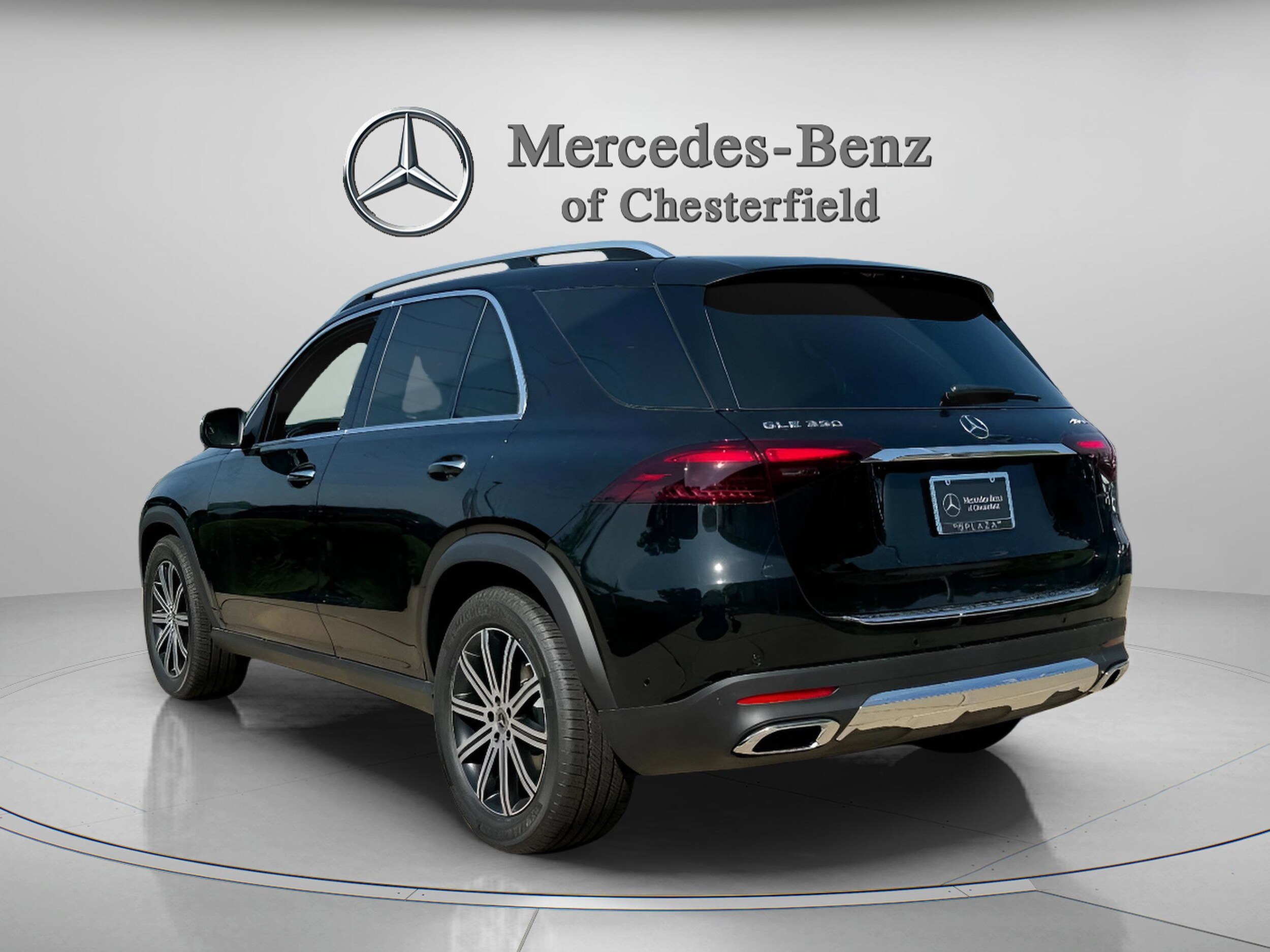 2025 Mercedes Benz GLE 350 4MATIC photo 3