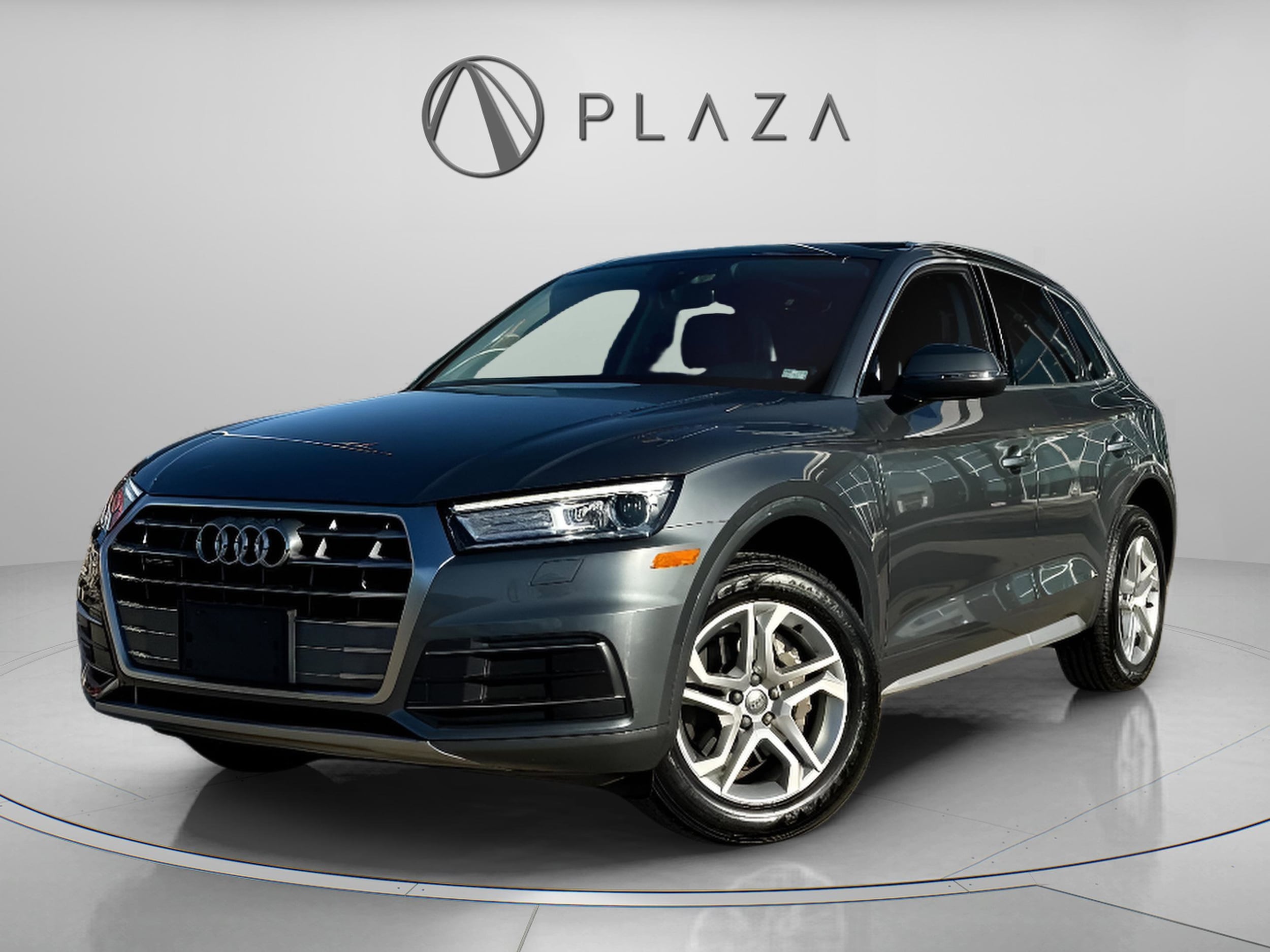 2019 Audi Q5 Premium's photo