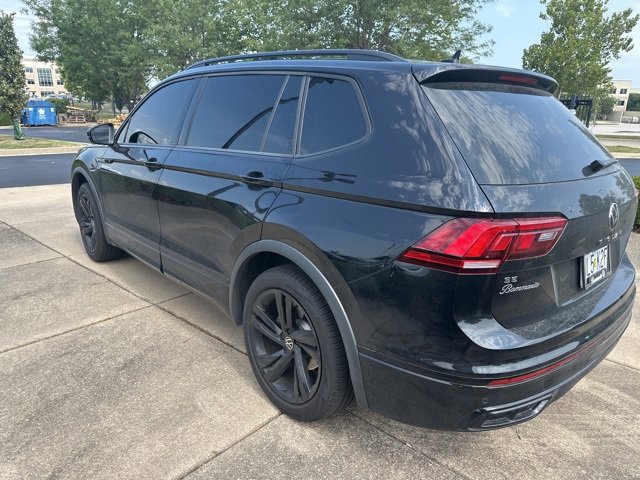 2024 Volkswagen Tiguan SE R-Line Black photo 3