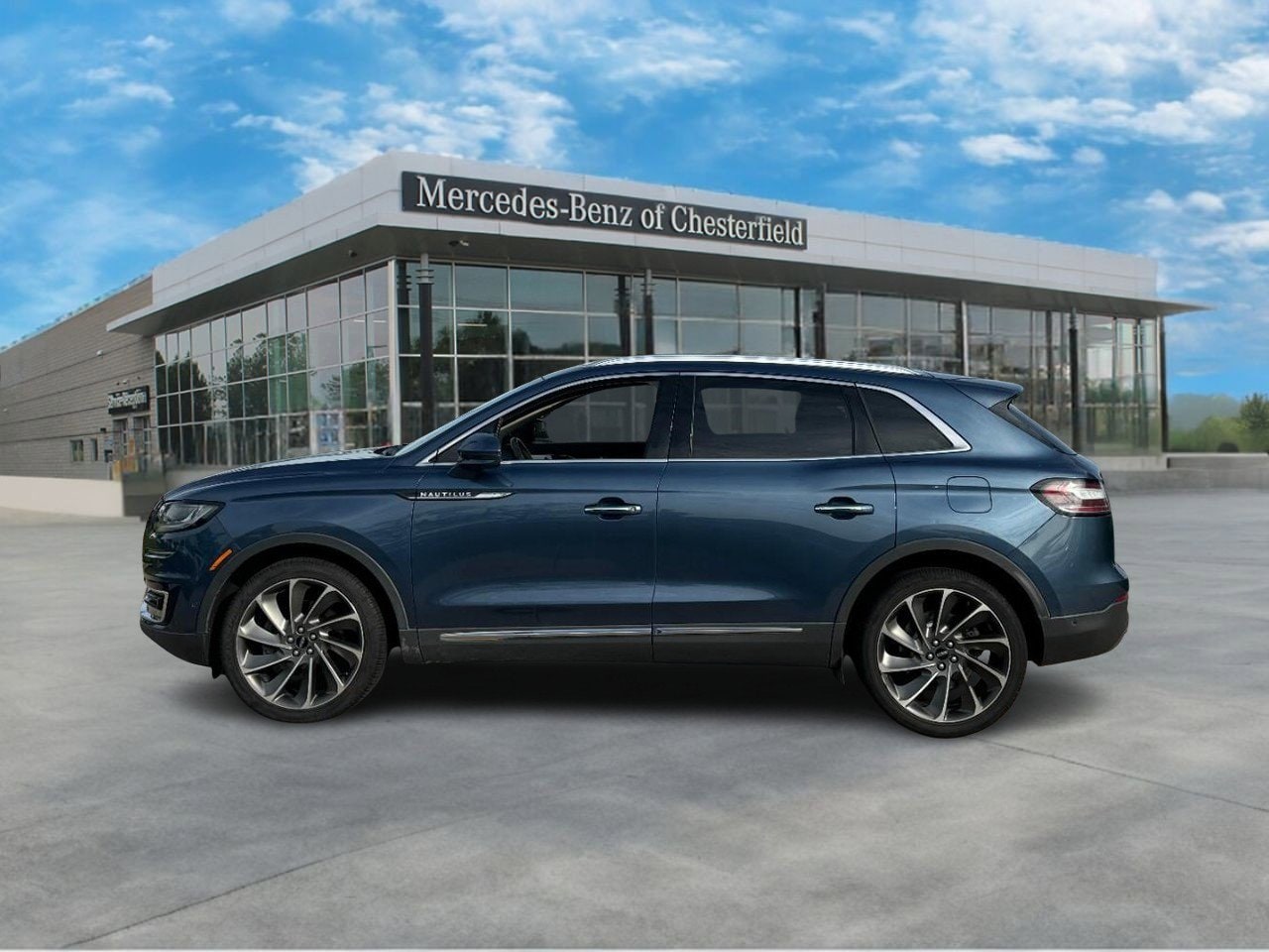 Used 2019 Lincoln Nautilus Reserve with VIN 2LMPJ8LP0KBL31214 for sale in Ofallon, MO
