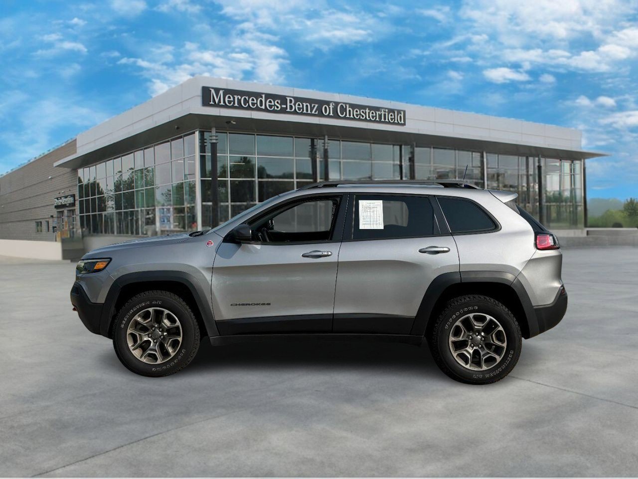 Used 2021 Jeep Cherokee Trailhawk with VIN 1C4PJMBXXMD240992 for sale in Ofallon, MO