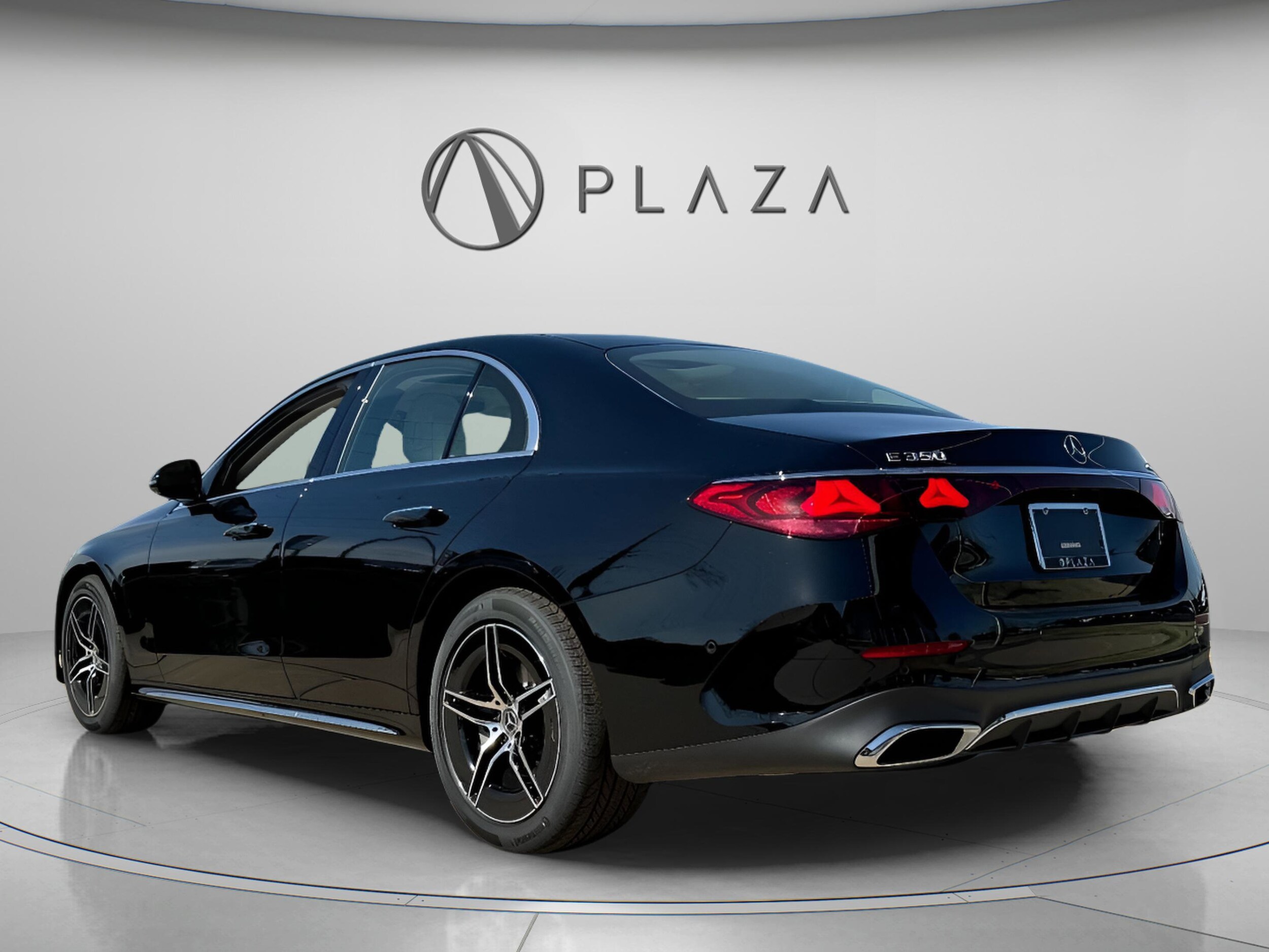 2025 Mercedes Benz E 350 4MATIC Sedan photo 3