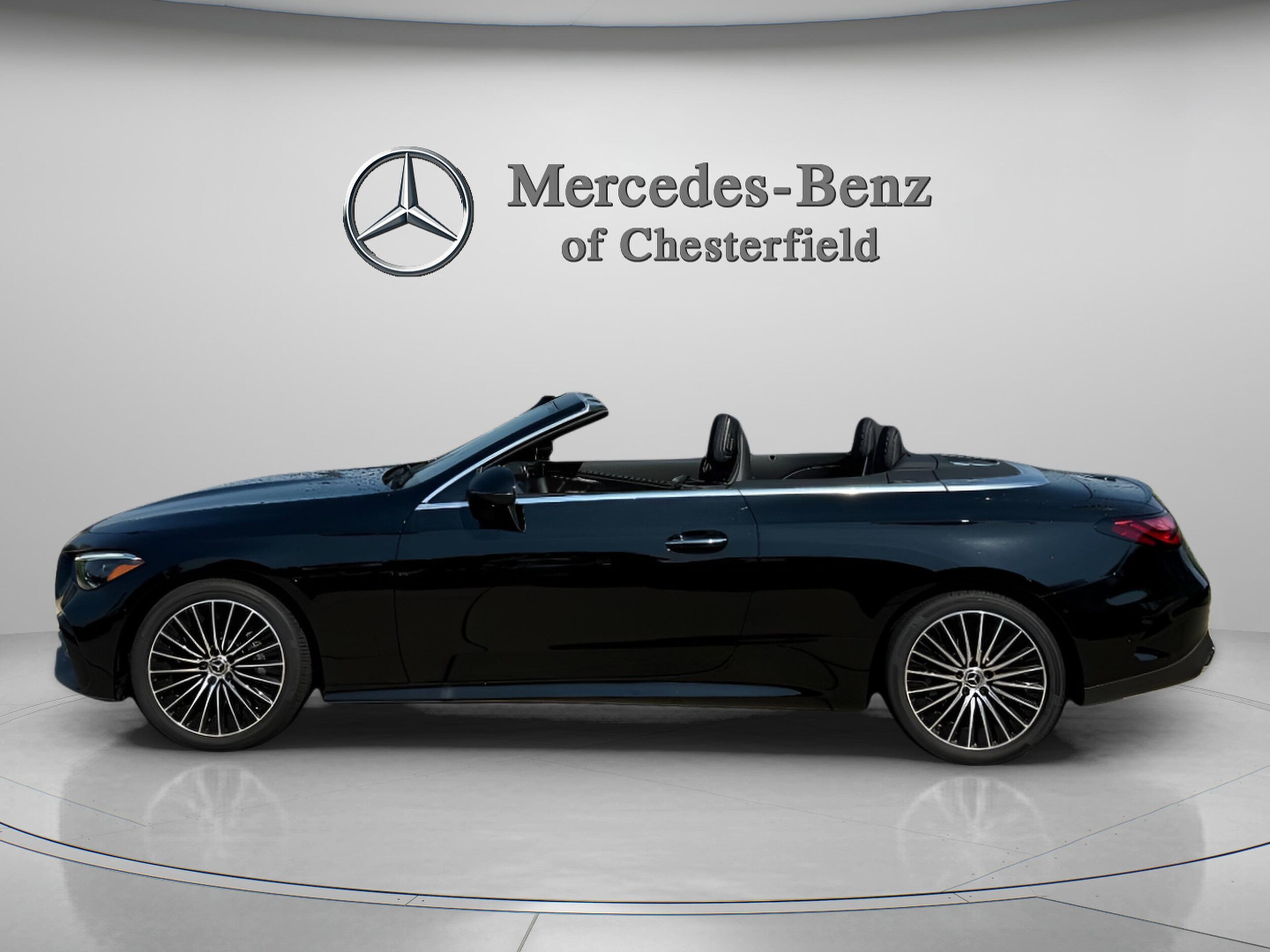 2025 Mercedes Benz CLE 450 4MATIC photo 2