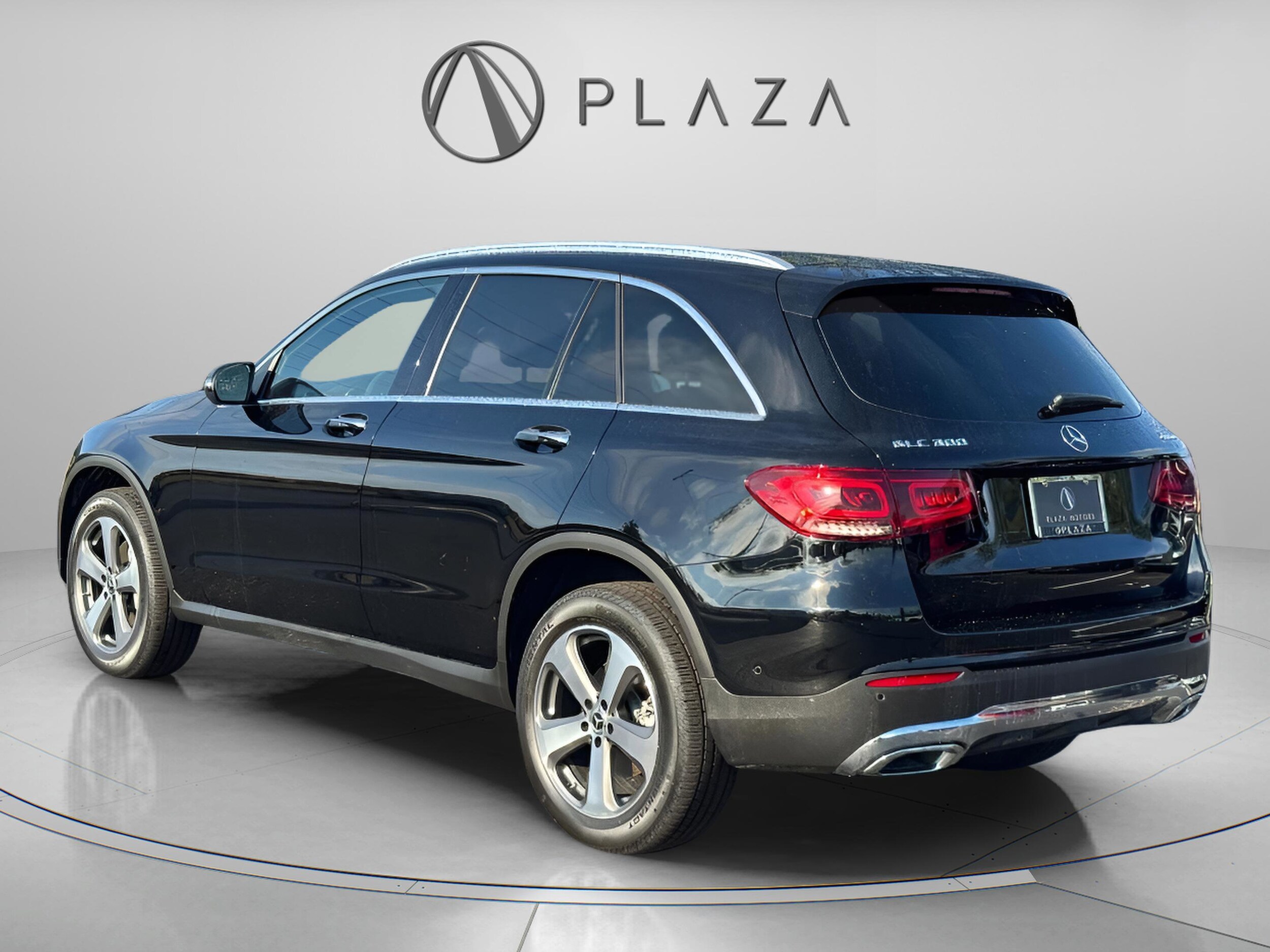2022 Mercedes Benz GLC 300 4MATIC photo 2