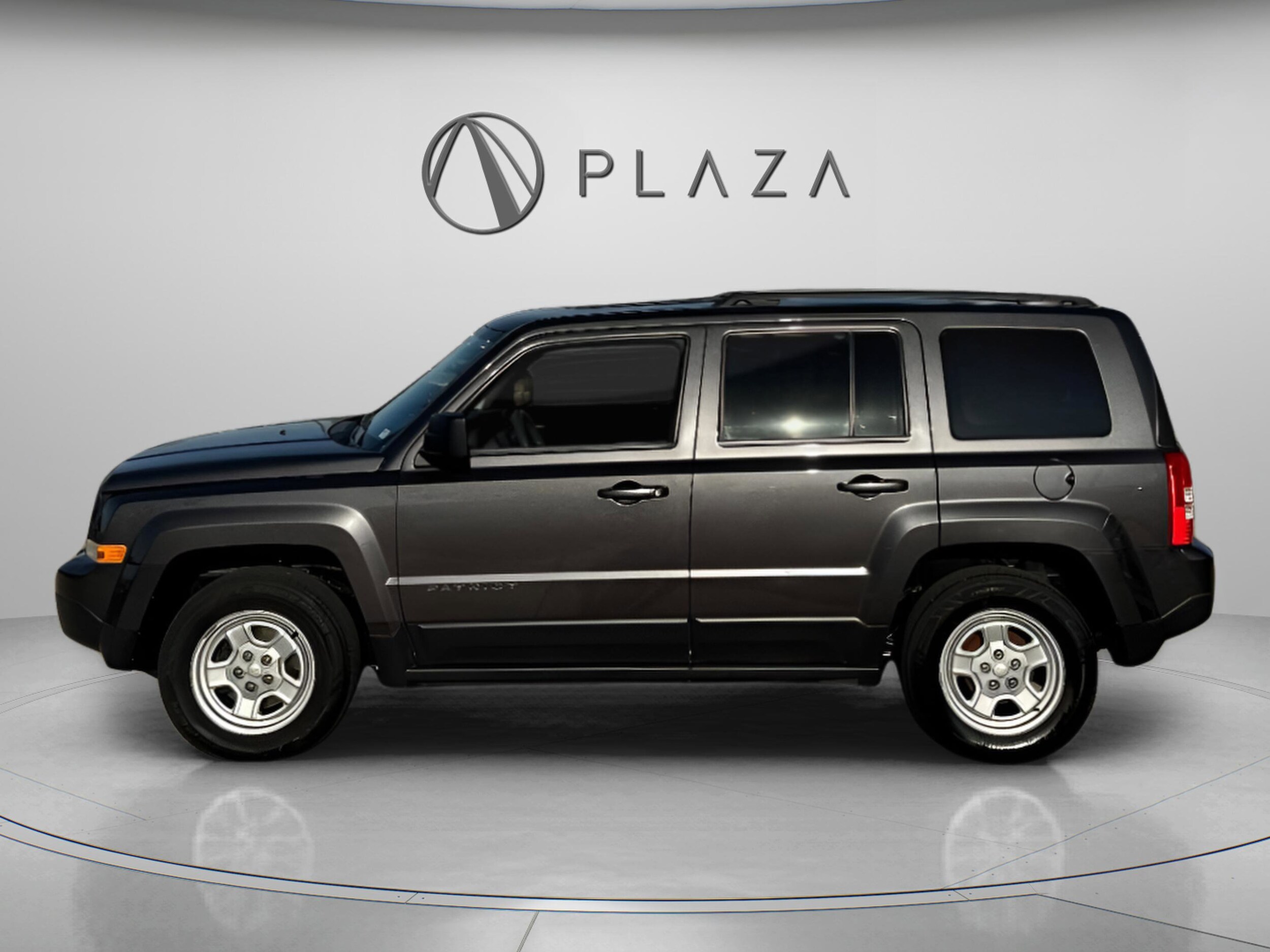 2015 Jeep Patriot Sport photo 2