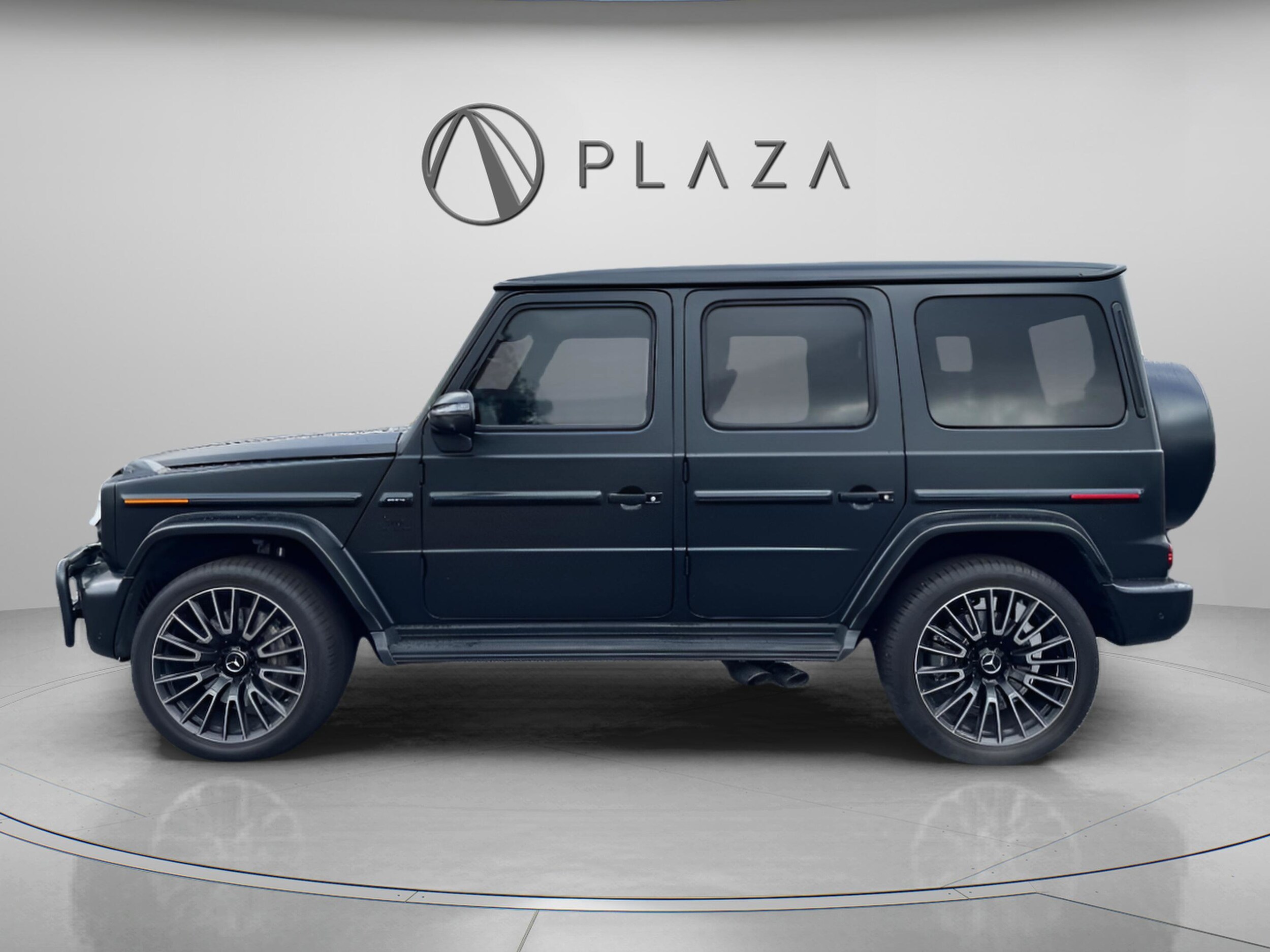 2025 Mercedes Benz G AMG 63 photo 2