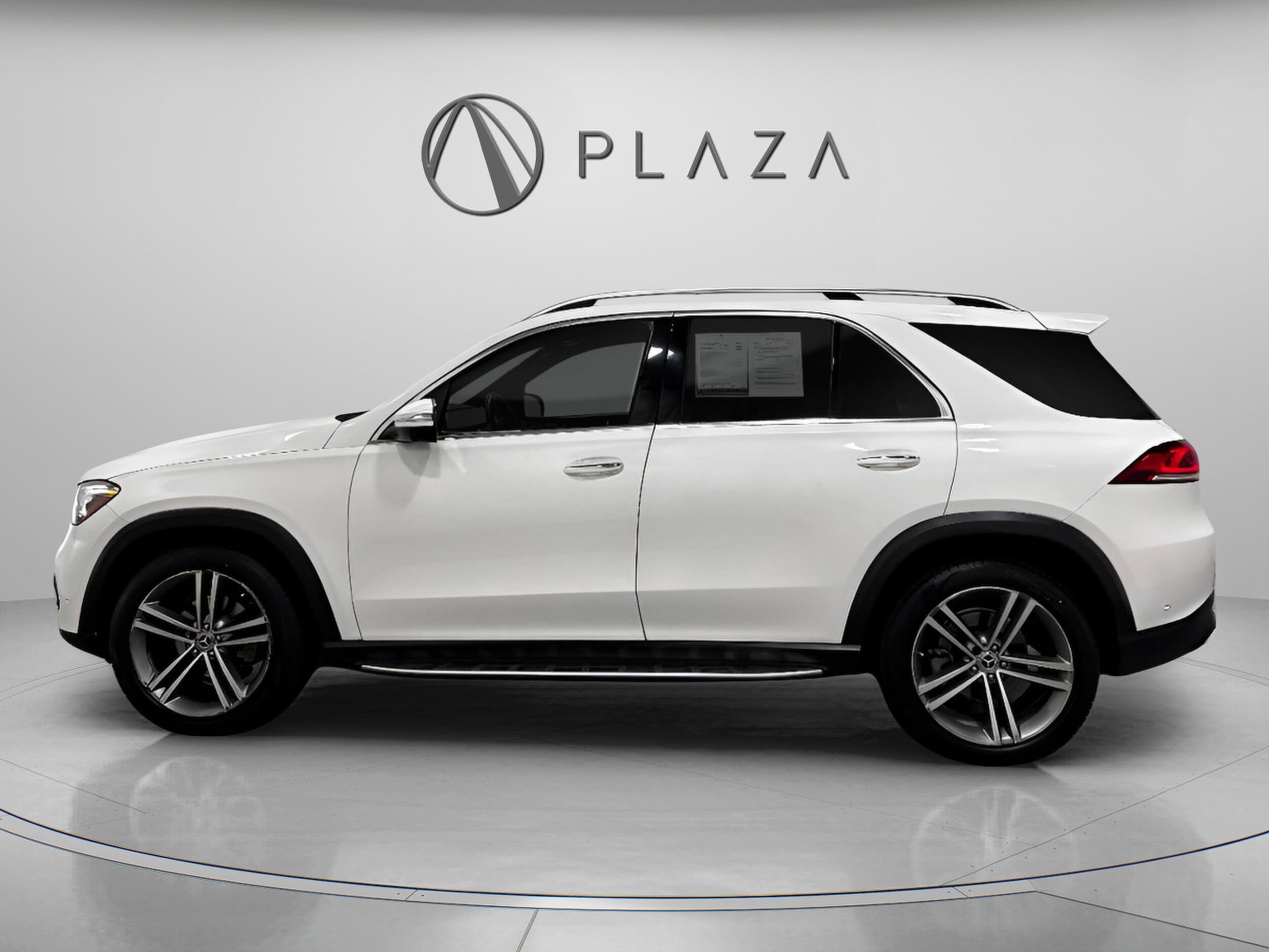 2022 Mercedes Benz GLE 350 4MATIC photo 2