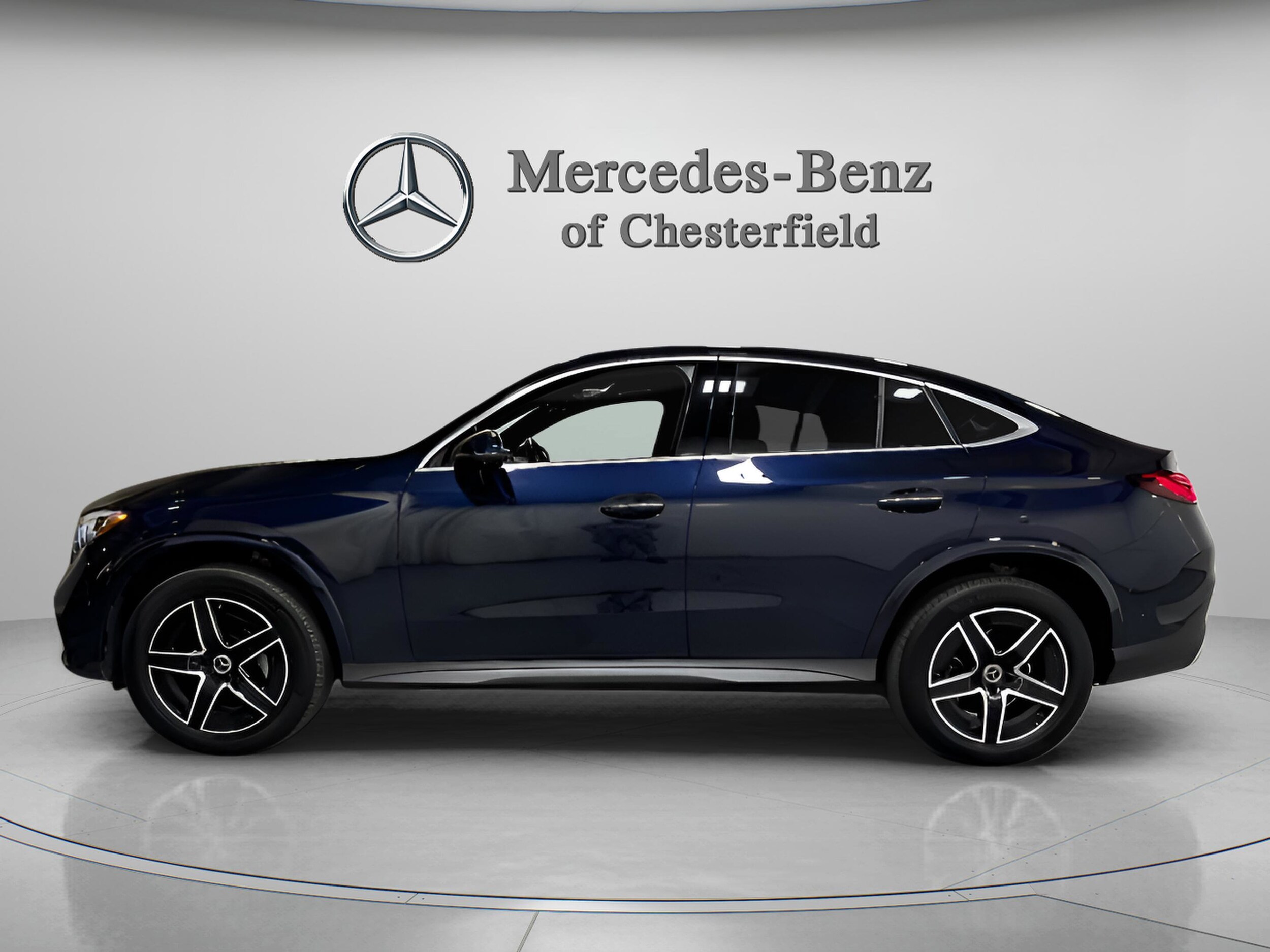 2024 Mercedes Benz GLC 300 4MATIC Coupe photo 2