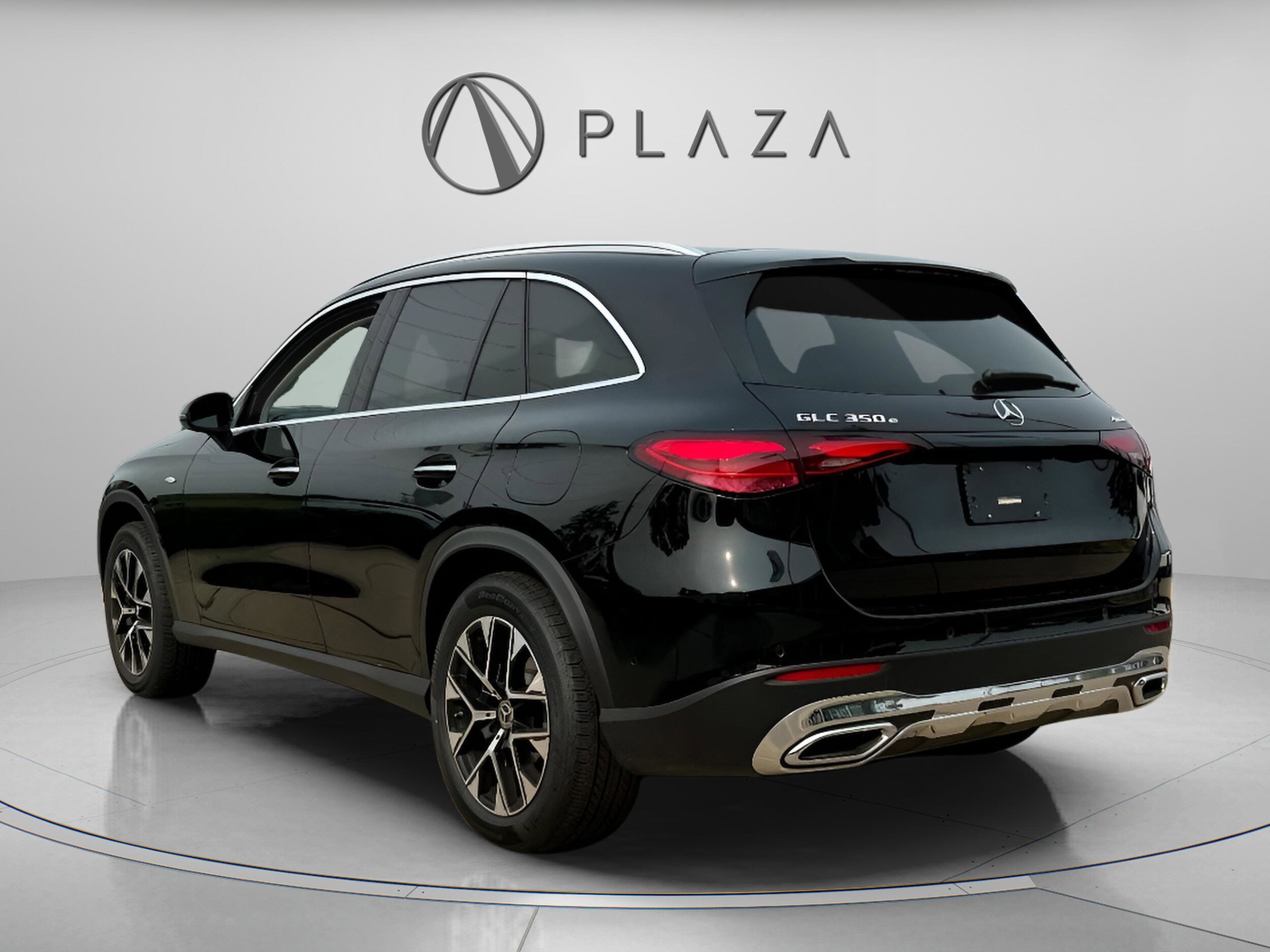 2025 Mercedes Benz GLC 350e 4MATIC photo 2