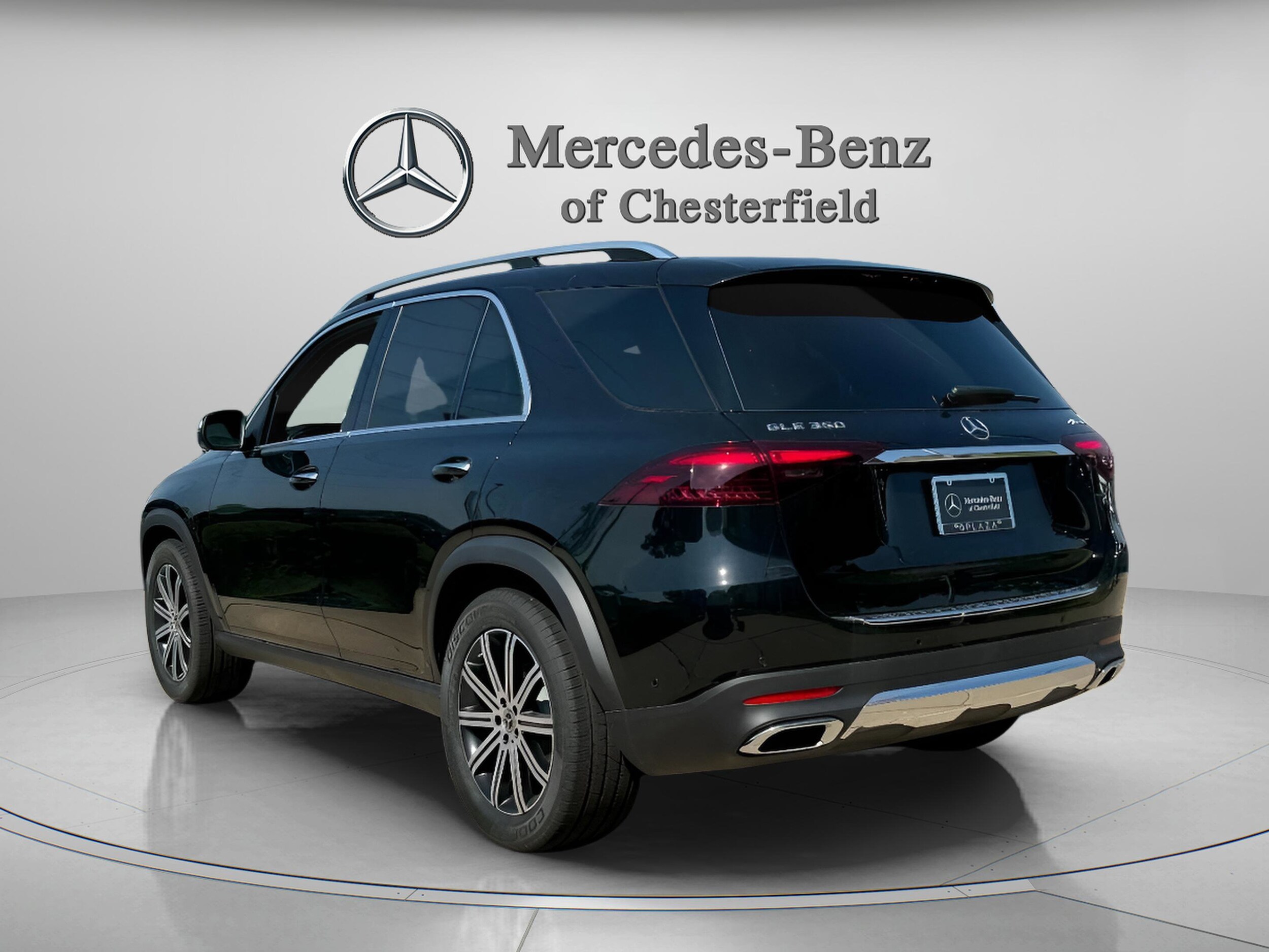 2025 Mercedes Benz GLE 350 4MATIC photo 3