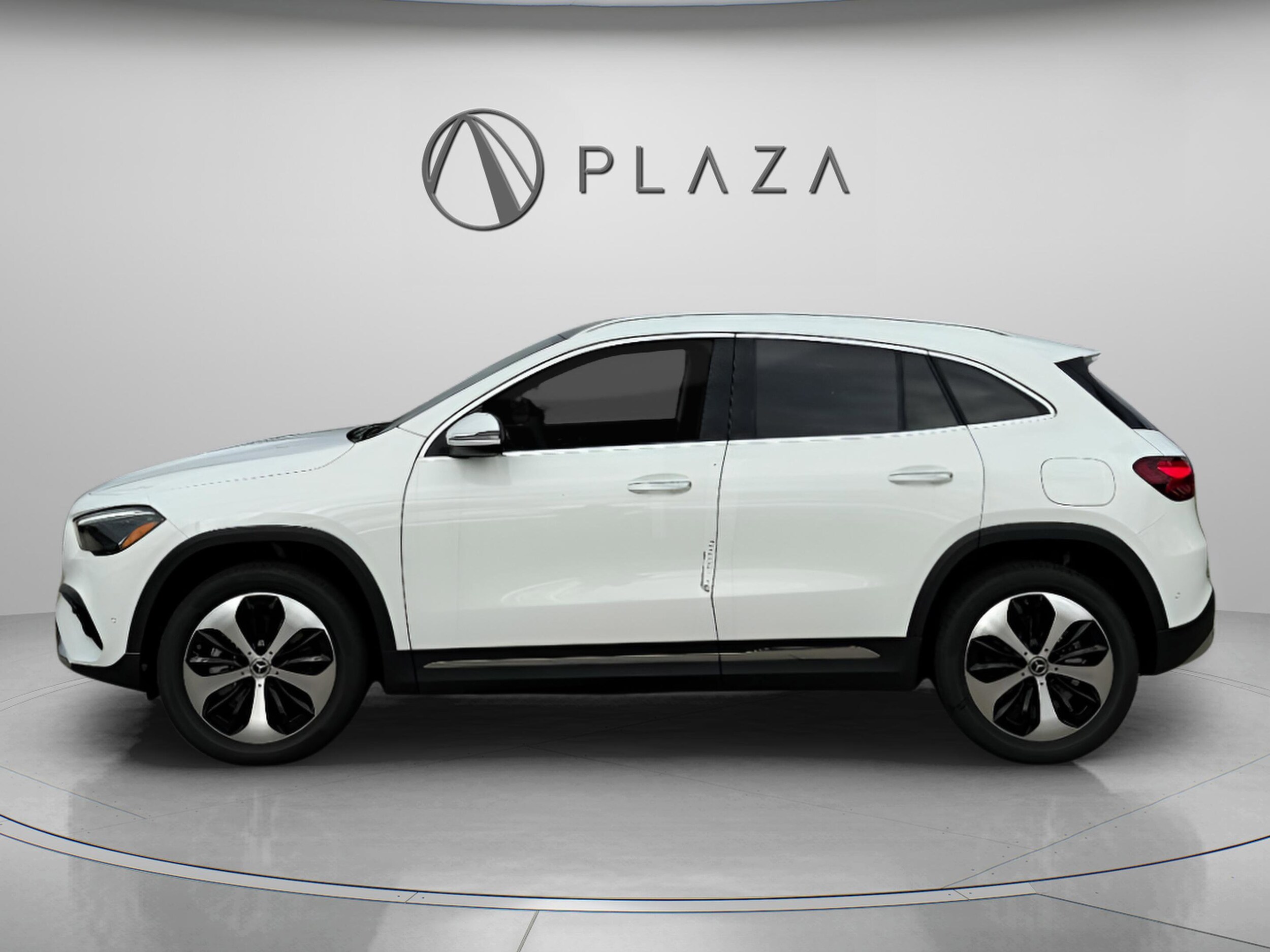 2025 Mercedes Benz GLA 250 4MATIC photo 2