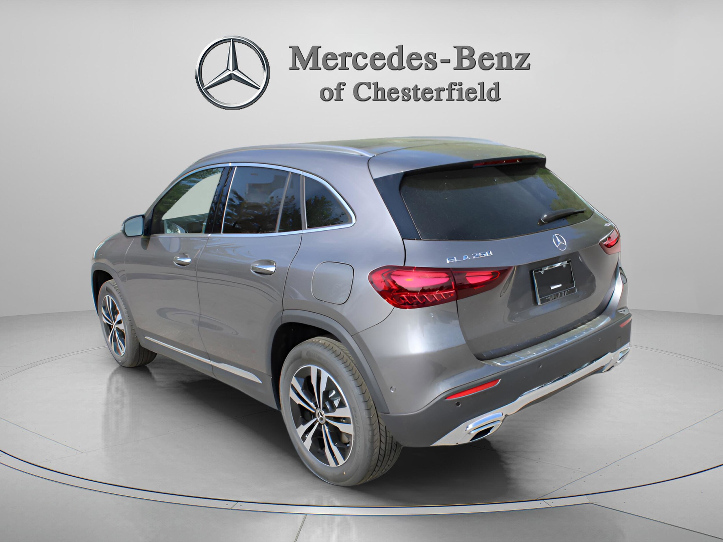 2024 Mercedes Benz GLA 250 4MATIC photo 3