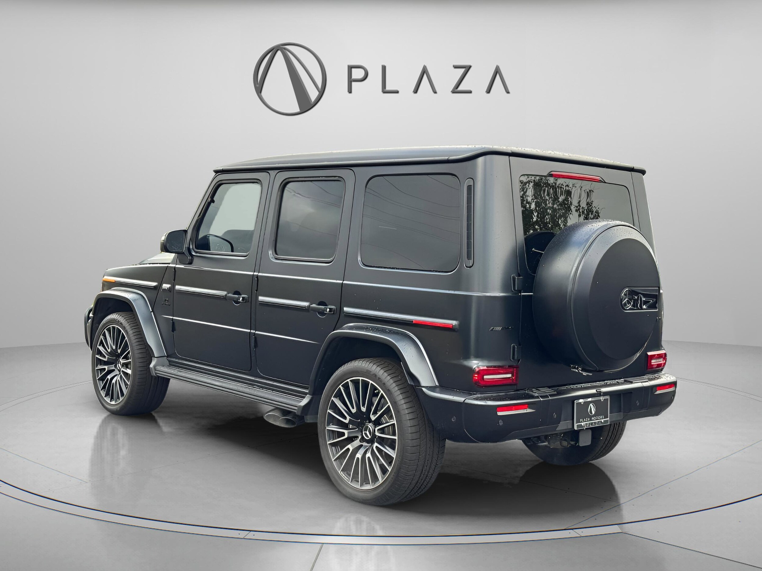 2025 Mercedes Benz G AMG 63 photo 3