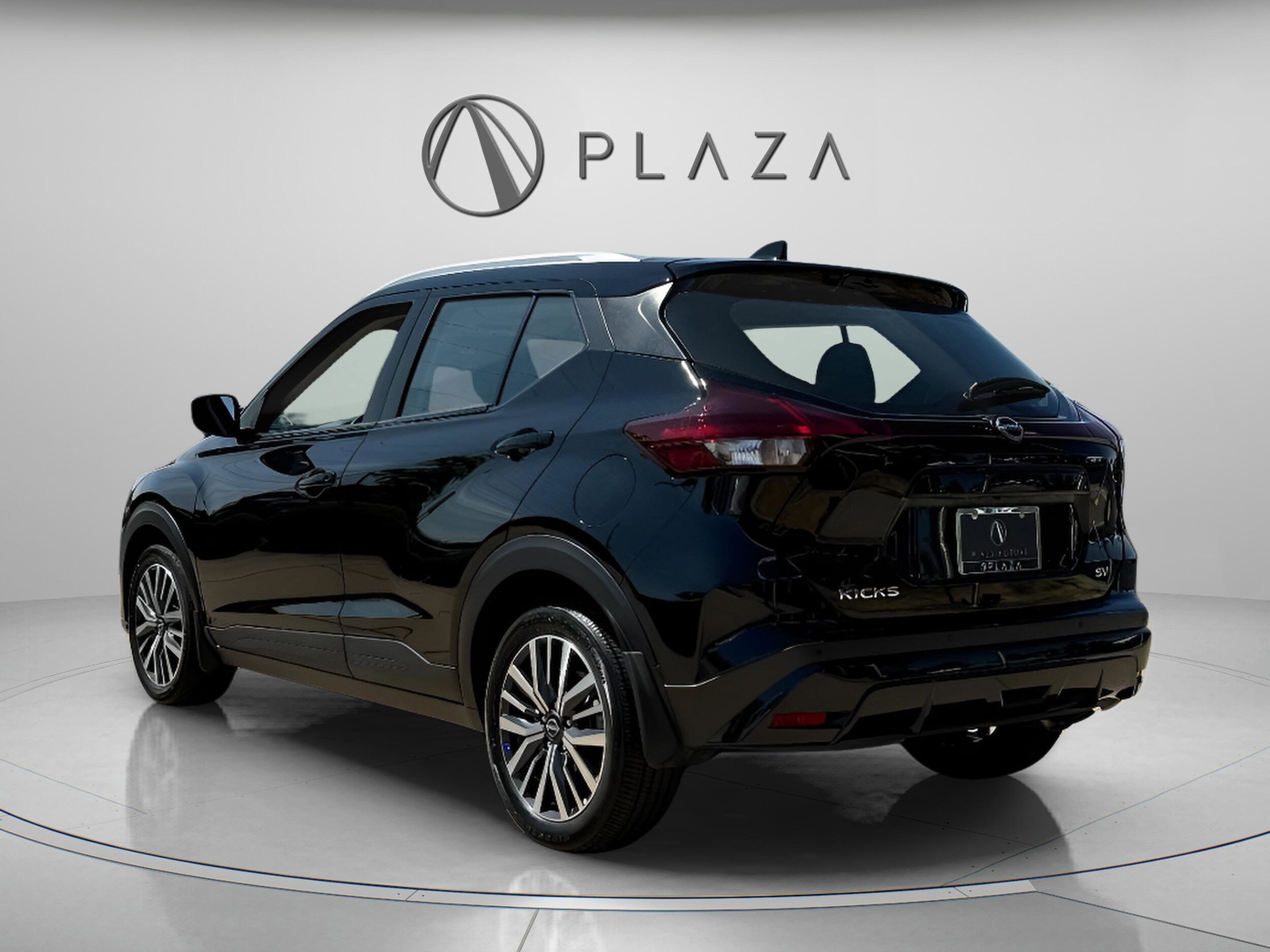 2024 Nissan Kicks SV photo 2