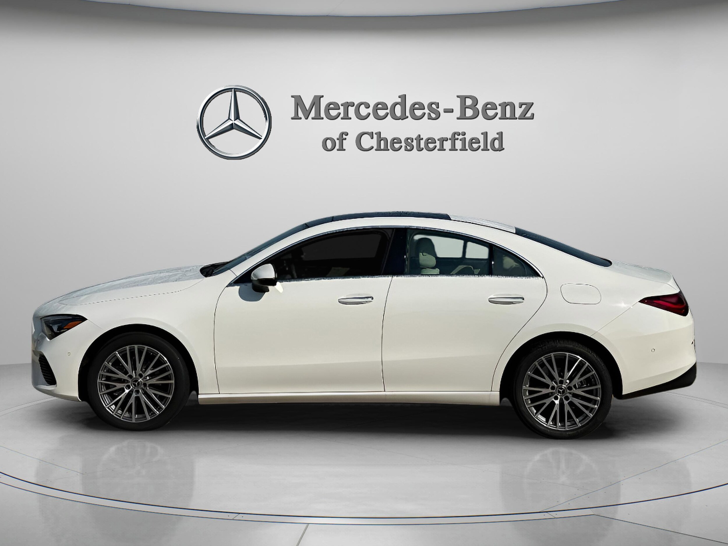 2025 Mercedes Benz CLA 250 4MATIC photo 2