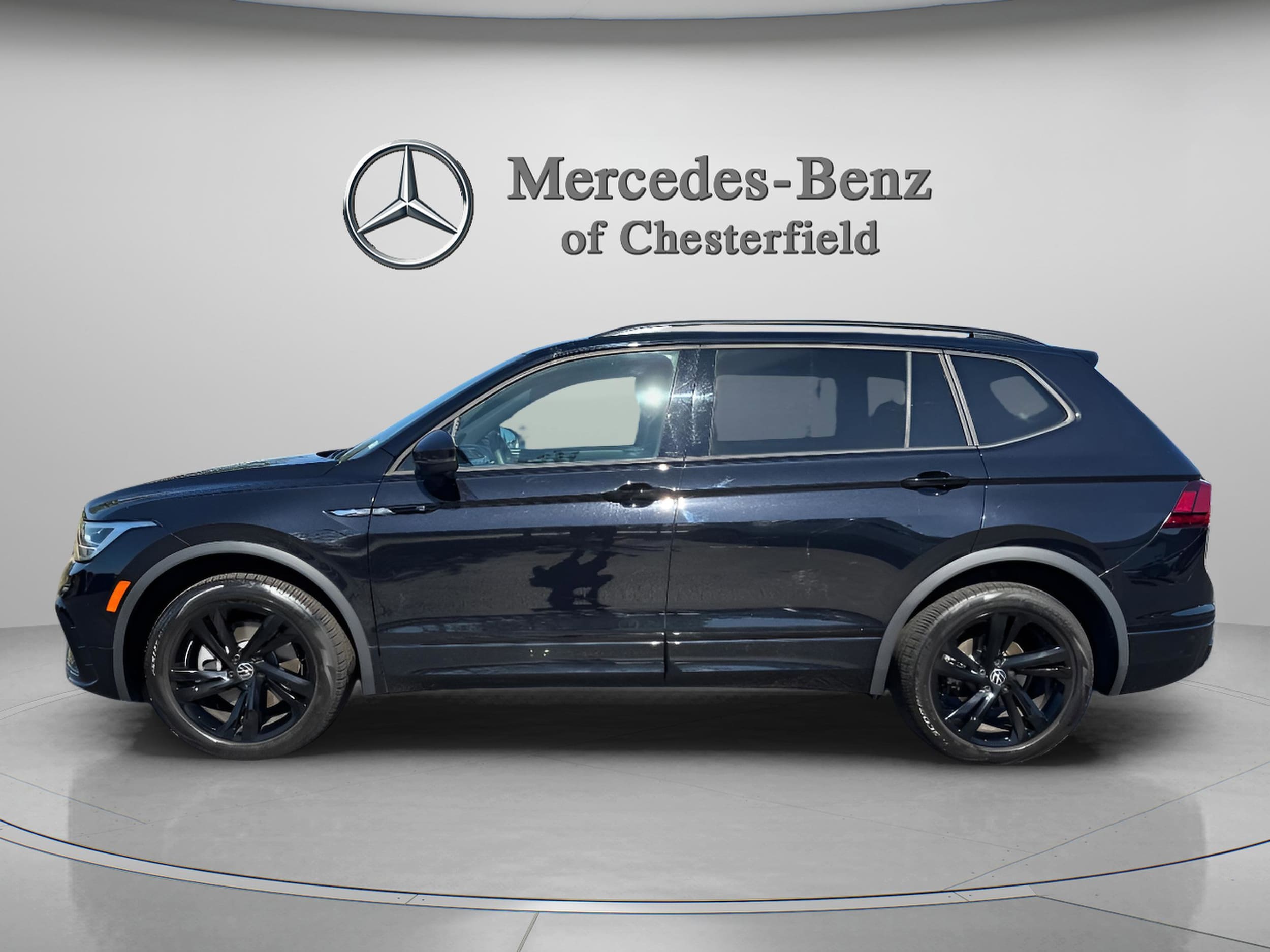 Used 2024 Volkswagen Tiguan For Sale at Plaza Motors | VIN