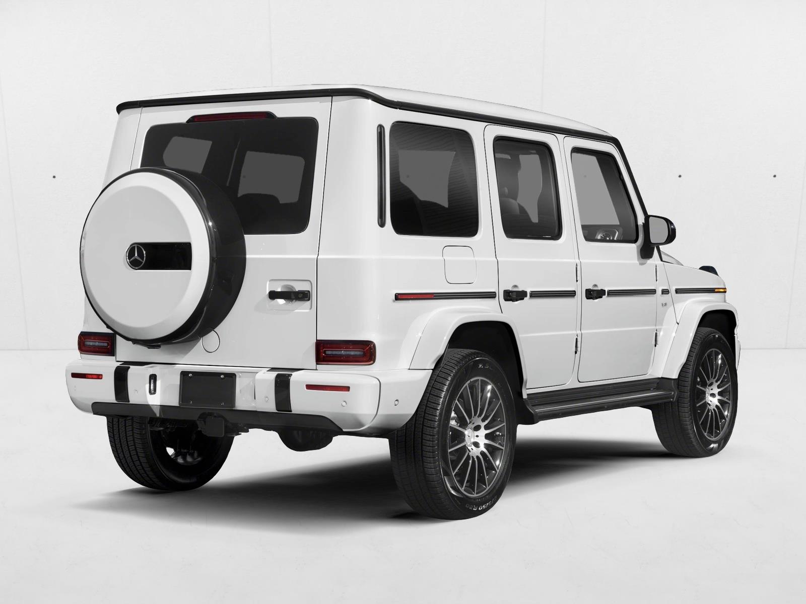 2025 Mercedes Benz G 550 photo 2