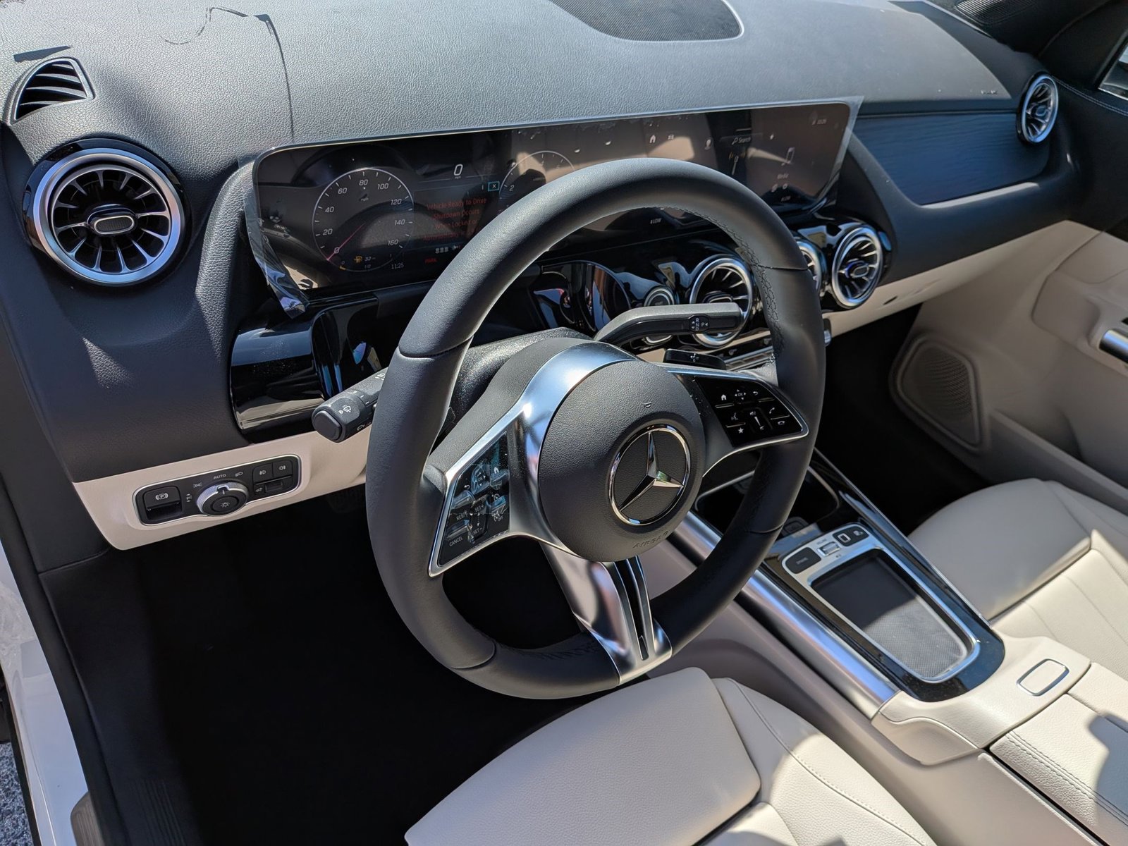 2026 Mercedes-Benz GLA GLA 250 SUV photo 3