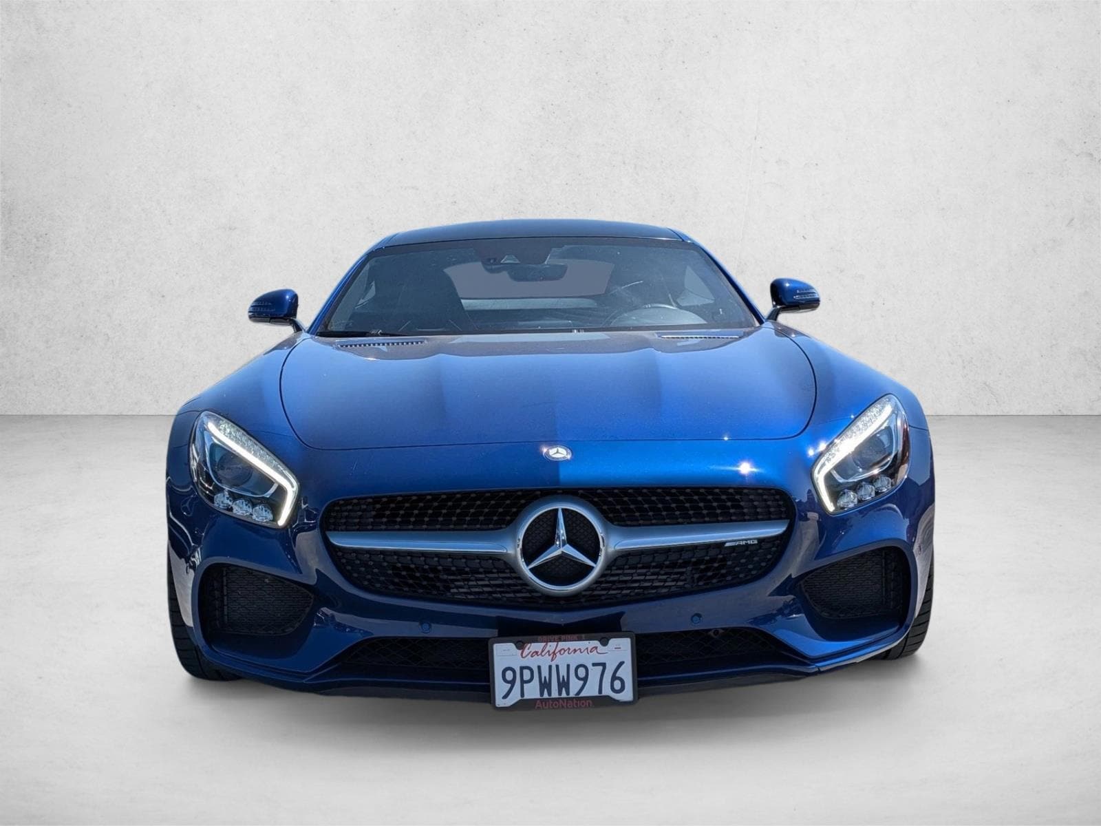 2017 Mercedes-Benz AMG GT photo 2