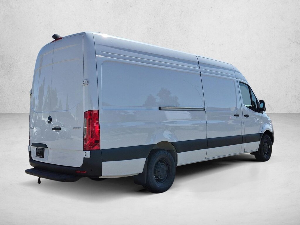 New 2026 Mercedes-Benz Sprinter 2500 2500 High Roof I4 Diesel HO 170" RWD Van Cargo Van