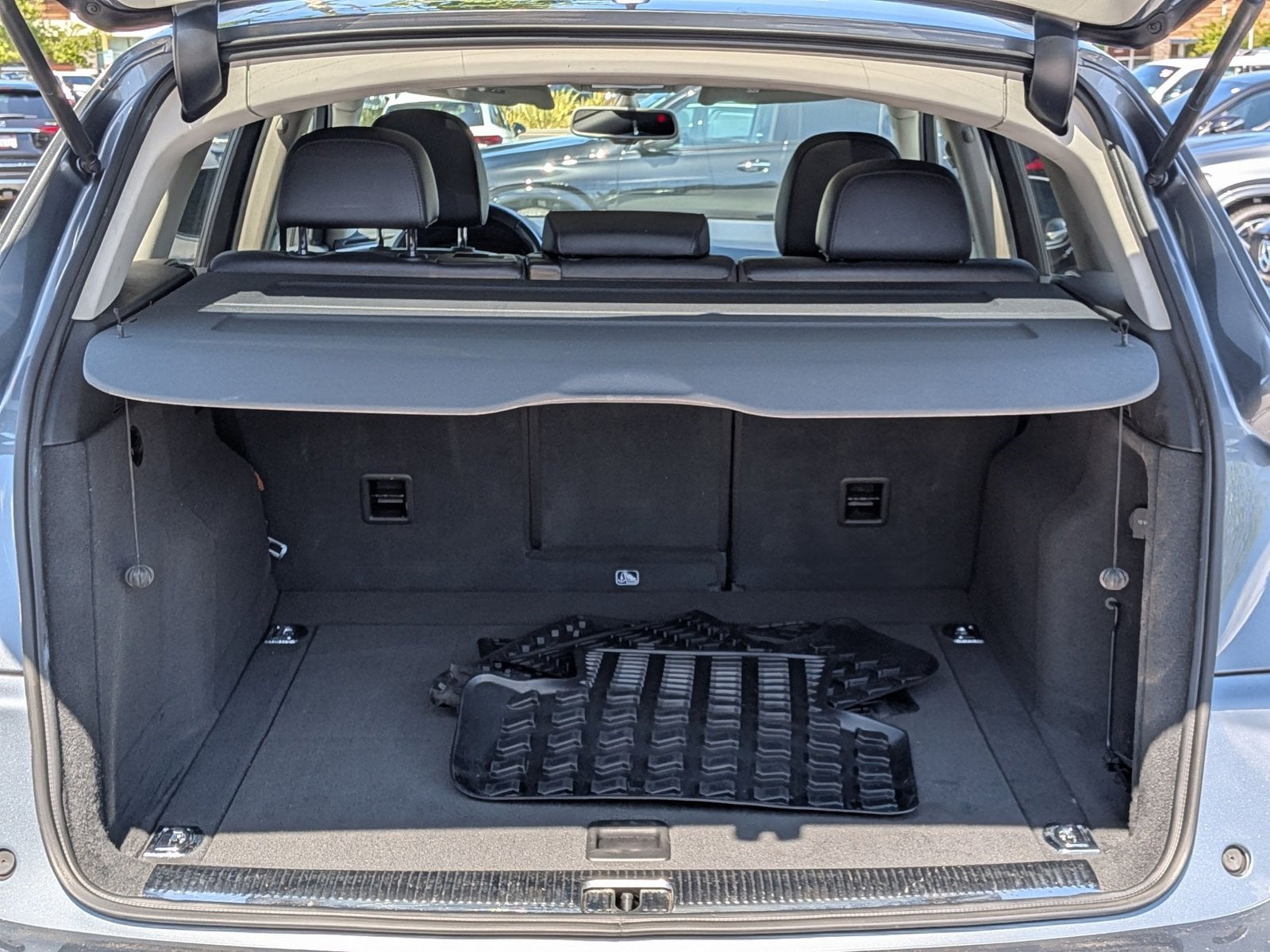 2012 Audi Q5 2.0T Premium Plus photo 5