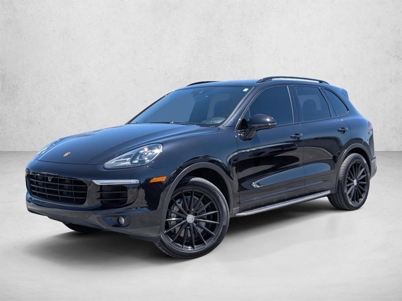 2017 Porsche Cayenne S's photo
