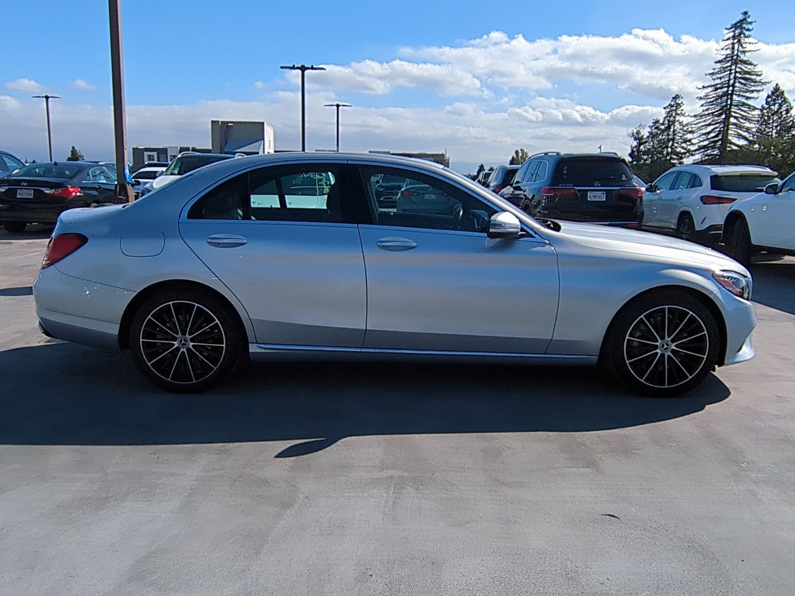 2020 Mercedes Benz C 300 Sedan photo 4