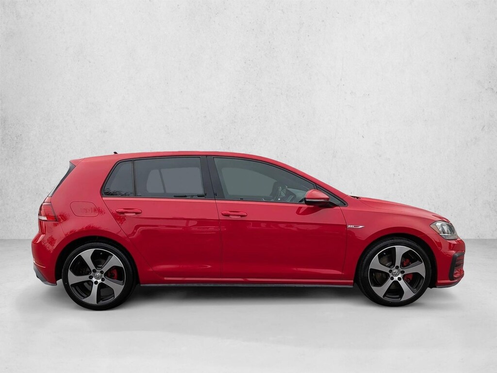 Used 2018 Volkswagen Golf 2.0T SE Hatchback