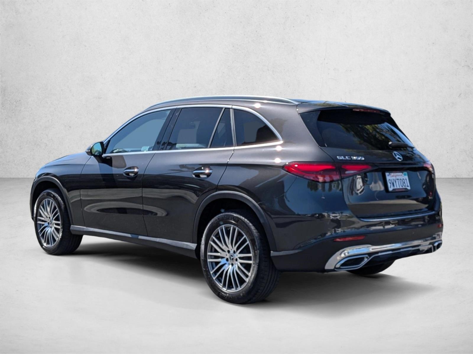 2026 Mercedes-Benz GLC Base - Photo 7