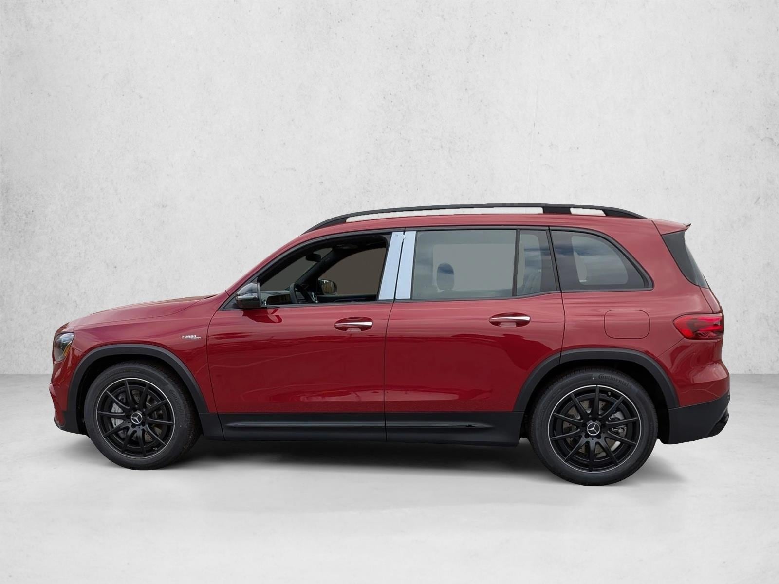 2026 Mercedes-Benz GLB AMG GLB 35 - Photo 7